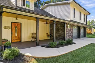 100 Brandon Dr, Spartanburg, SC 29303 - Photo 2