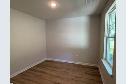 900 Raymond Avenue, Anderson, SC 29625 - Photo 2