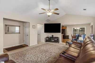 103 Maravista Avenue, Greenville, SC 29617 - Photo 10
