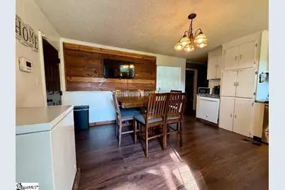 200 Burton Drive, Calhoun Falls, SC 29628 - Photo 6