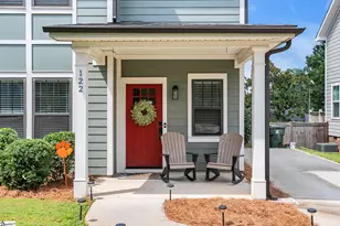 122 Oakland Dr, Greenville, SC 29607 - Photo 2