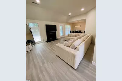 113 Riverrun Drive, Spartanburg, SC 29303 - Photo 10