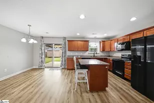502 E Heatherstone Ln, Roebuck, SC 29376 - Photo 8
