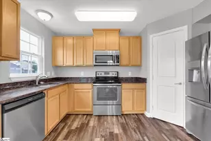 111 Bridgeville Way, Boiling Springs, SC 29316 - Photo 2