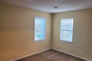 713 E Curtis St, Simpsonville, SC 29681 - Photo 10