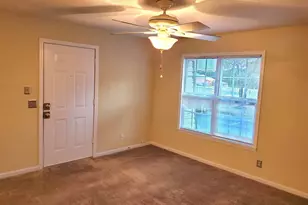 713 E Curtis St, Simpsonville, SC 29681 - Photo 2