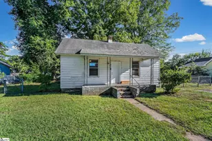 12 Stevens St, Laurens, SC 29360 - Photo 2