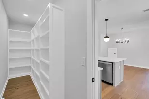 112 Spartanburg St, Greenville, SC 29607 - Photo 10