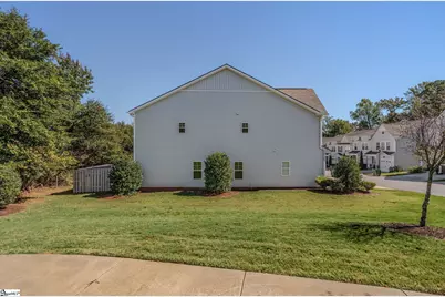 9 Jaycee Court, Greenville, SC 29607 - Photo 2
