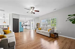 19 Druid Hill Ct, Simpsonville, SC 29681 - Photo 6