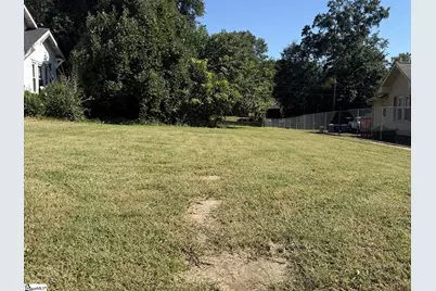 371 Saint Andrews Street, Spartanburg, SC 29306 - Photo 1