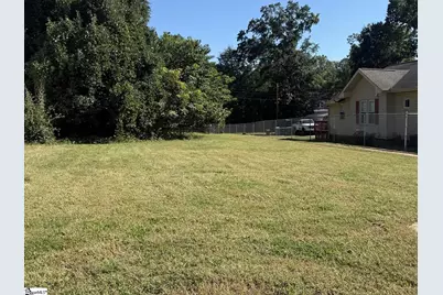 371 Saint Andrews Street, Spartanburg, SC 29306 - Photo 2