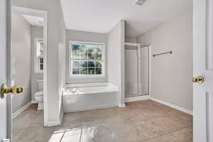 528 Collingsworth Ln, Greenville, SC 29615 - Photo 32