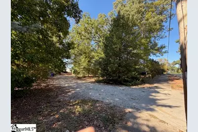 124 Conestee Avenue, Greenville, SC 29605 - Photo 2