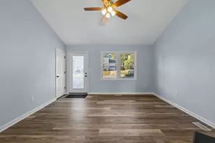 410 Fairdale Dr, Simpsonville, SC 29681 - Photo 8
