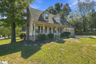 202 Bright Water Ln, Greenville, SC 29609 - Photo 2