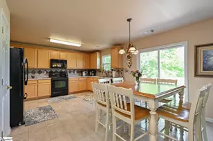 300 Bellarine Dr, Greenville, SC 29605 - Photo 36