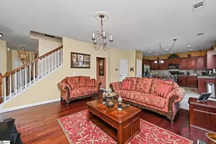 300 Bellarine Dr, Greenville, SC 29605 - Photo 8