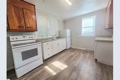 2819 Anderson Road, Greenville, SC 29611 - Photo 12
