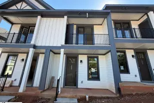 9 Hawthorne Ln, Greenville, SC 29605 - Photo 1