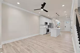 9 Hawthorne Ln, Greenville, SC 29605 - Photo 10