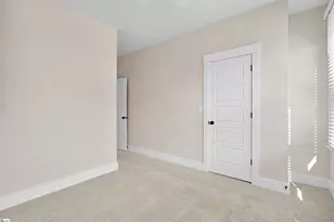 9 Hawthorne Ln, Greenville, SC 29605 - Photo 20