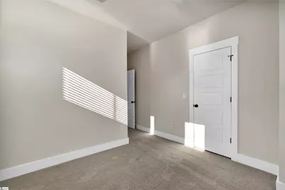 9 Hawthorne Lane, Greenville, SC 29605 - Photo 22