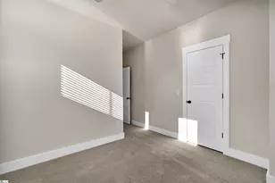 9 Hawthorne Ln, Greenville, SC 29605 - Photo 22