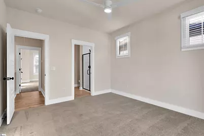 9 Hawthorne Lane, Greenville, SC 29605 - Photo 18