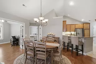 16 Fudora Cir, Simpsonville, SC 29681 - Photo 4