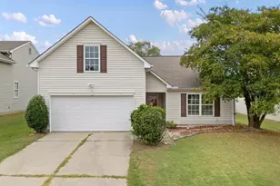 9 Hartwell Dr, Simpsonville, SC 29681 - Photo 2