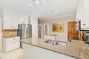 210 Valley Oak Dr, Greenville, SC 29617 - Photo 14