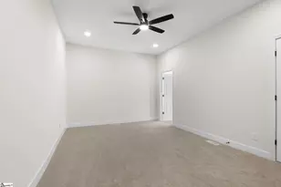 110 9th St, Greenville, SC 29611 - Photo 16