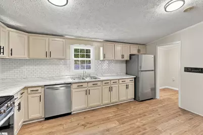 309 Brentwood Circle, Greenville, SC 29605 - Photo 10