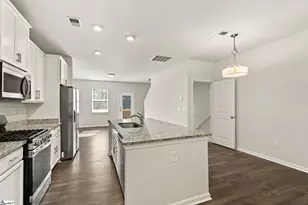 103 Cedar Oak Ln, Greenville, SC 29607 - Photo 4