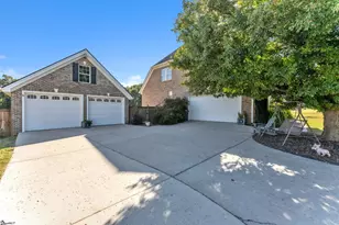 154 Holcombe Rd, Simpsonville, SC 29680 - Photo 32