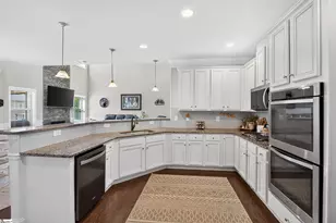 35 Winged Bourne Ct, Simpsonville, SC 29680 - Photo 10