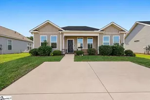 807 Chase Ave, Greenwood, SC 29648 - Photo 1