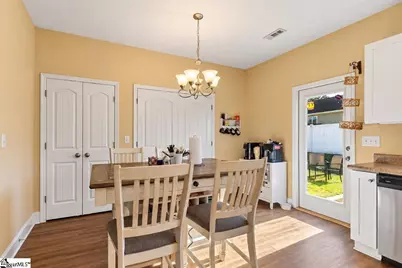 807 Chase Avenue, Greenwood, SC 29648 - Photo 6