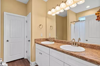 807 Chase Avenue, Greenwood, SC 29648 - Photo 8