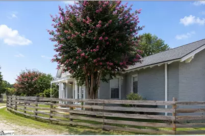 211 Duke Street, Ninety Six, SC 29666 - Photo 2