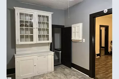 907 S Johnson Street, Gaffney, SC 29340 - Photo 10