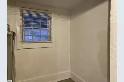 907 S Johnson Street, Gaffney, SC 29340 - Photo 14