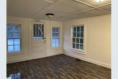 907 S Johnson Street, Gaffney, SC 29340 - Photo 12