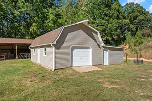 798 Burnt Gin Rd, Gaffney, SC 29340 - Photo 38