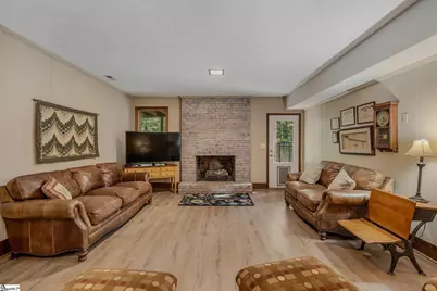 12 E Indian Trail, Taylors, SC 29687 - Photo 10