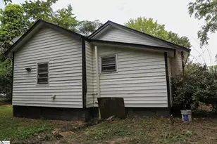 128 Bird St, Union, SC 29379 - Photo 16