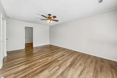 303 Eastcrest Drive, Simpsonville, SC 29681 - Photo 8