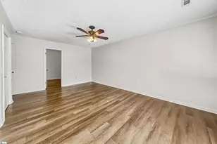 303 Eastcrest Dr, Simpsonville, SC 29681 - Photo 8