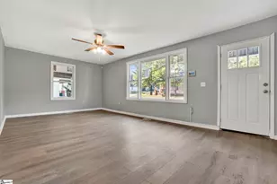 202 Holland St, Gaffney, SC 29341 - Photo 4